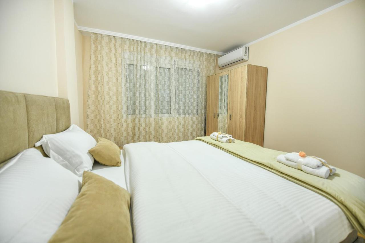 Apartman Centar 2 Podgorica Kültér fotó