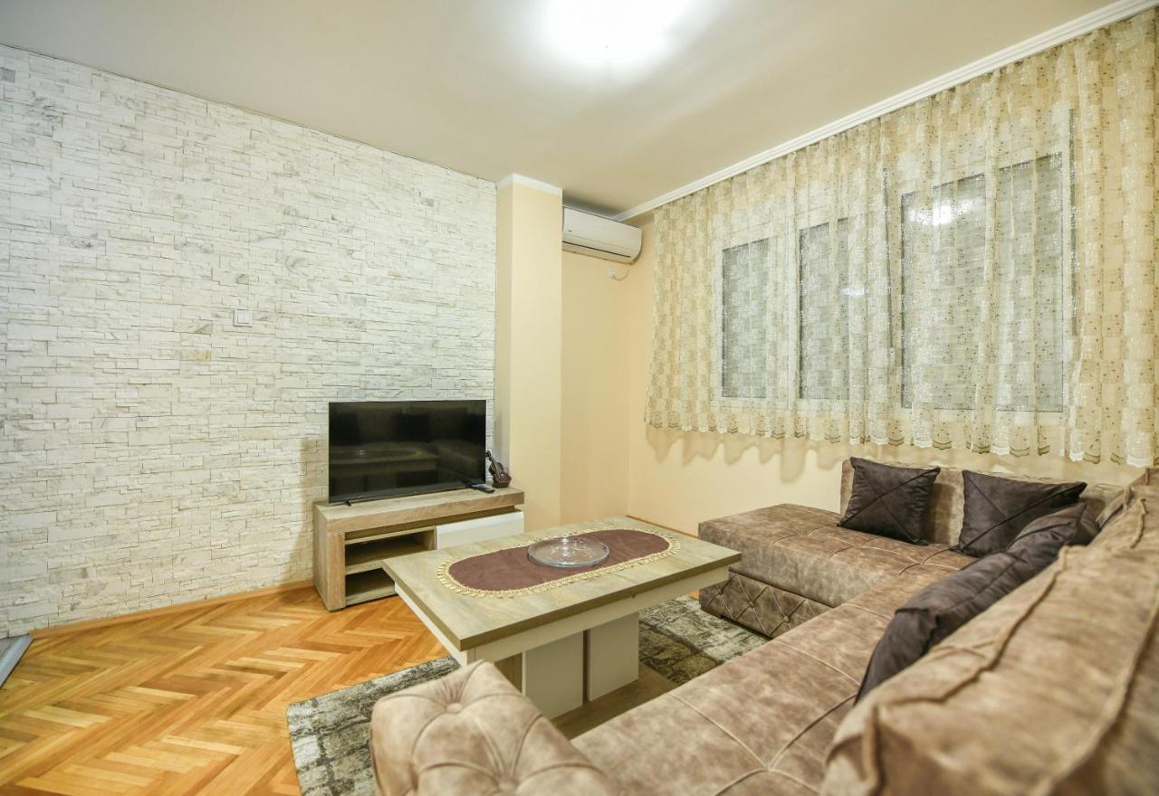 Apartman Centar 2 Podgorica Kültér fotó